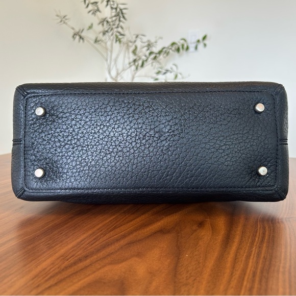 Kate Spade- Black Crocodile Handbag w/ removable adjustable straps. - Picture 11 of 16